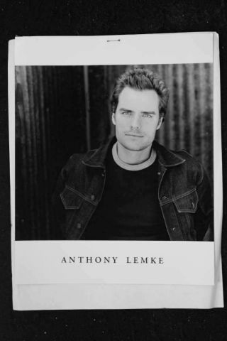 Anthony Lemke - 8x10 Headshot Photo W/ Resume