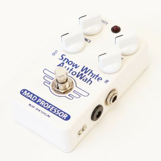 Mad Professor Snow White Auto Wah Filter Analog Guitar Vintage Effects Fx Pedal
