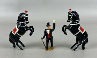Vintage Charbens England Lead Toy Dancing Circus Horses & Ringmaster