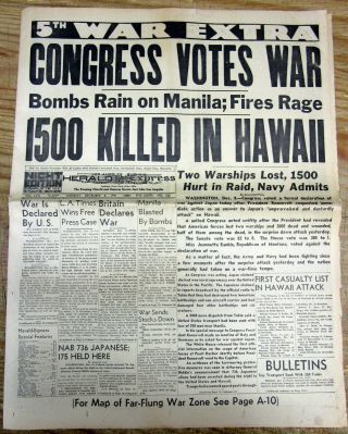 Dec 8,  1941 Ww Ii Display Newspaper Japan Attacks Pearl Harbor & Us Declares War