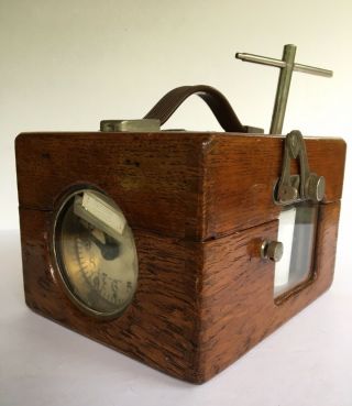 Vintage Benzing German Racing Pigeon Clock Timer Oak Case,  With Key 7 Jewels