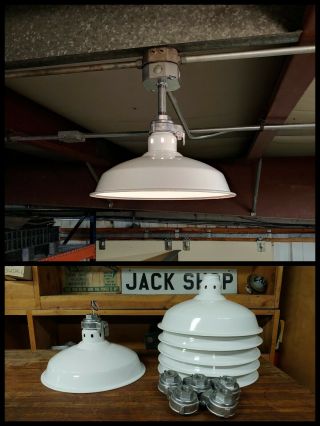 Vintage White Porcelain Enamel Industrial Light Fixture 14 " Barn Gas Station