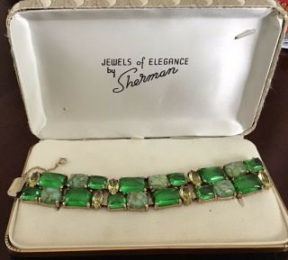 “ Beautiful” Green Sherman Cabochon Vintage Bracelet