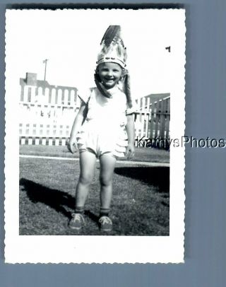 Found B&w Photo F,  6808 Little Girl Posed Wearing Indian Hat