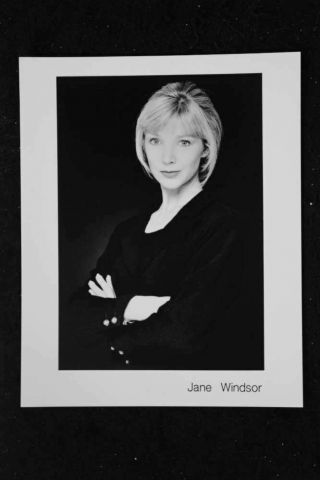 Jane Windsor - 8x10 Headshot Photo W/ Resume - Dool