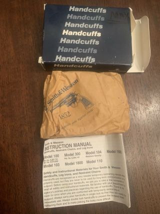 Smith And Wesson Model 104 Maximum Security Handcuffs & Keys Nib