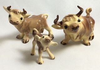 Set Of 3 Vintage Hagen Renaker Miniature Ceramic Bull Cow Calf Figurines