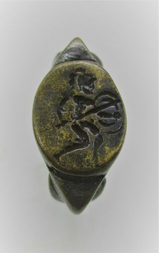 Ancient Roman Or Greek Silvered Bronze Seal Ring Depicting Gladiator