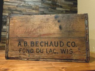 Scarce Bechaud Brewing Company Fond Du Lac Wis Empire Beer A.  B.  Bechaud Co Crate