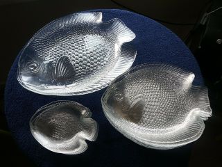 Vintage Arcoroc France Fish Shaped Clear Glass Plates.  Set Of 19.
