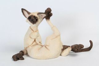 Country Artists A Breed Apart 05726 Siamese Itchy Cat 2010 Resin Figurine 8 "