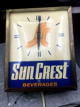 Vintage Sun Crest Electric Wall Clock