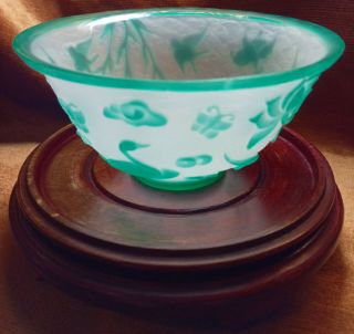 Vintage Chinese Peking Cameo Glass Overlay Bowl Signed