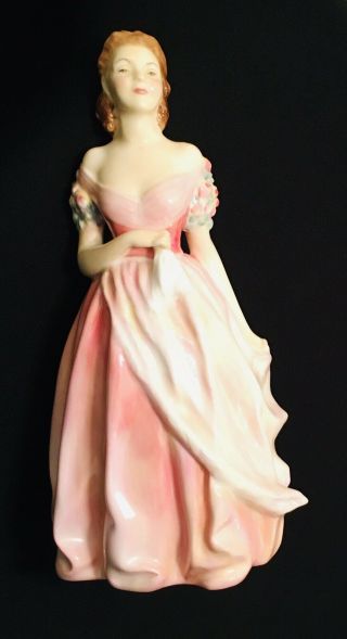 Vintage 1946 Royal Doulton Bone China Figurine - Jacqueline - Hn2001 - Rare
