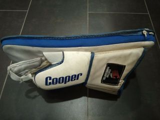 Cooper GM9 Dura - Soft Senior goalie blocker vintage hockey Leafs 2