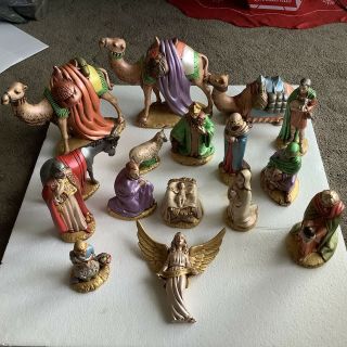 Vintage 16 Piece Holland Mold Nativity Set