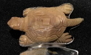 Vintage AMY KAHN RUSSELL Carved Stone TURTLE Sterling Silver Pin Pendant 20 g. 2
