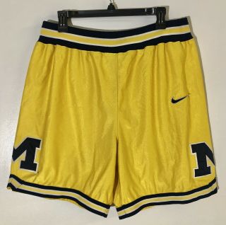 Authentic Vintage Nike Michigan Wolverines Basketball Shorts Men Large 36 Fab 5