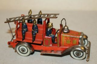 VINTAGE 1920 ' S TIN LITHOGRAPH PENNY TOY WIND UP FIRE TRUCK MADE IN GERMANY 2