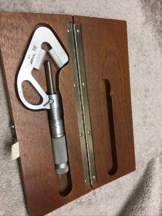 Vintage Brown & Sharpe No 175 V Anvil Micrometer 0 - 1 ", .  0001 " In Wood Box Case