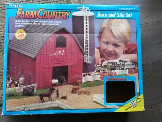 Incomplete Ertl: Farm Country,  Barn And Silo Play Set.