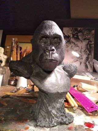 Gorilla Bust In Honor Of Harambe Nagle 9  Fully Painted 1/3 Scale Kong