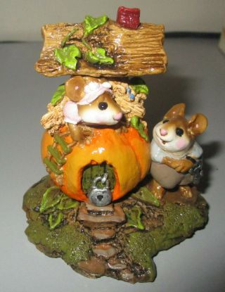 Wee Forest Folk Mouse Figurine PETER PUMPKIN EATER M - 190 Thanksgiving,  Box 2