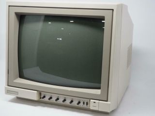 Vintage COMMODORE 1902A Monitor Has Power Button Issue 2