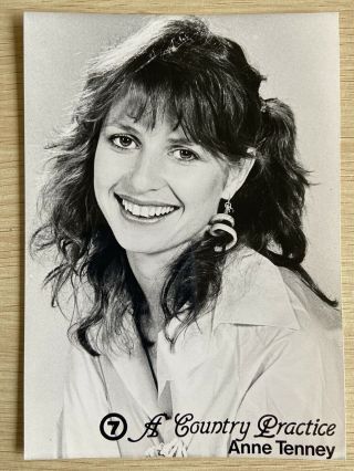 A Country Practice 1980’s Anne Tenney (molly Jones) Cast Fan Card