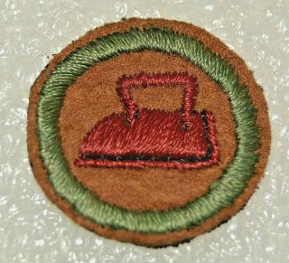Red Flat Iron Boy Scout Laundryman Felt No Words Proficiency Award Badge Troop