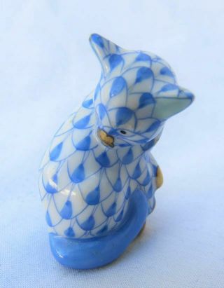 Herend Hungary Porcelain Blue Fishnet Miniature Mini Sitting Cat - 05283
