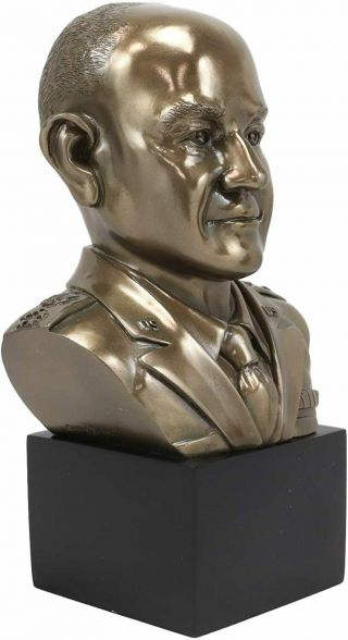 USA President Eisenhower Bust 8.  75 Inch Tall Figurine 34th President Dwight D. 2
