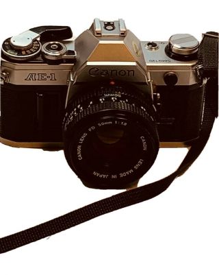 Vintage Canon Ae - 1 Program 35mm Slr Film Camera With 50 Mm Lens