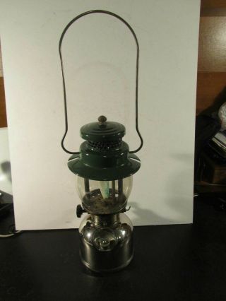 Vintage Coleman 242b Single Mantle Lantern (nov 19401) W/ Green Sunrise Globe