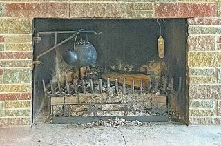 Antique Wrought Iron Swinging Pot Hanger Fireplace Cooking Steam Kettle Crane