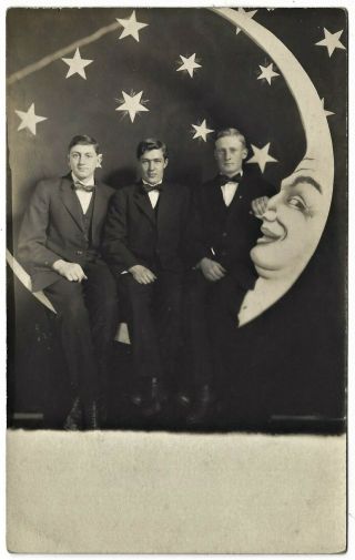 Rppc Studio Paper Moon With 3 Men From Fergus Nd