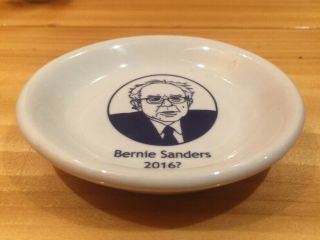 FISHS EDDY Bernie Sanders 2016? Saucer Small Dish Political Cartoon Novelty Item 2