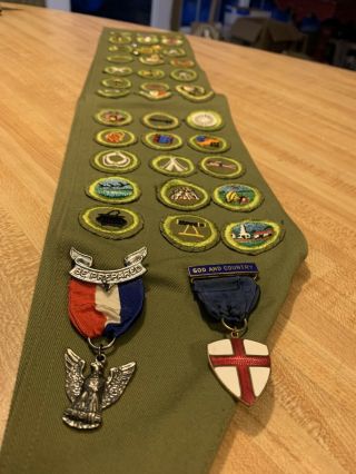 Vintage 1970’s Boy Scout Sash With Merit Badges Pins God And Country Be Prepared