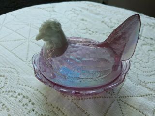 Vintage Fenton Pink Iridescent Glass Hen On Nest With White Head