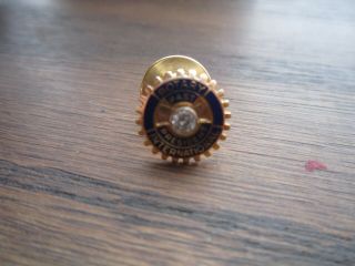 Rotary International Past President 10k Gold Pin Blue Enamel With Diamond