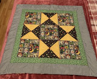 Scottie Dog Quilt With Black And White Check Border 36x36