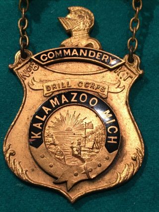 2 Masonic Peninsular Commandery Kalamazoo Michigan No.  8 KT Knights Medal Pin 2