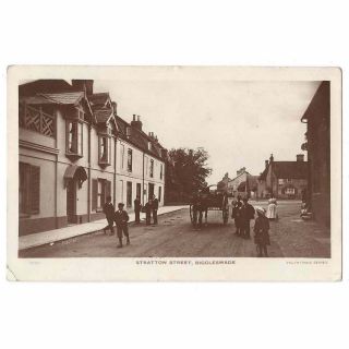 Biggleswade Stratton Street,  Rp Postcard By Valentine,