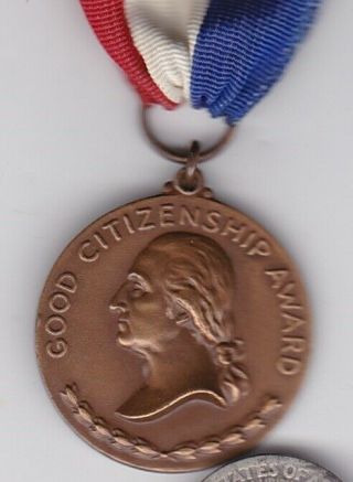 George Washington DAUGHTERS AMERICAN REVOLUTION SOCIETY ORDER MEDAL 1938 named 2