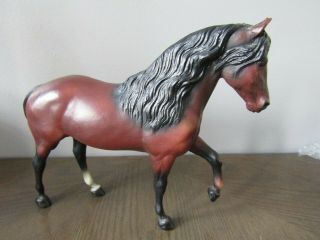 Vintage Breyer Model Toy Horse Retired Traditional Brown W/blaze Black Mane Tail