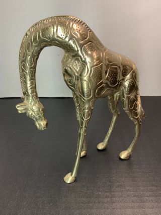 Vintage Solid Brass Giraffe Sculpture 9 1/2” Tall 8” Wide.  3.  6 Lbs.  Ornate