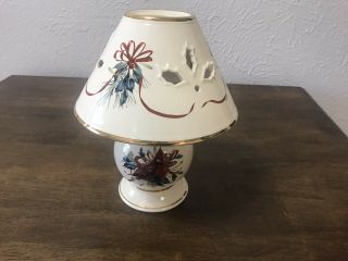 Lenox Winter Greetings Tea Light Lamp With Shade