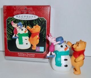 Hallmark Keepsake Christmas Ornament 1998 Building A Snowman Winnie The Pooh H5