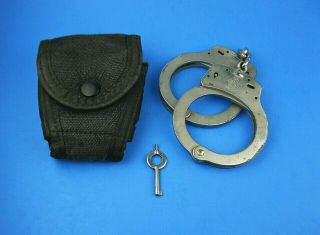 Vintage? Smith & Wesson Handcuffs Model M - 100 Key Bianchi Canvas Belt Loop Case