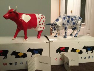 Cowparade Moocho Amor Cow 9177 Retired And China Cow 9167